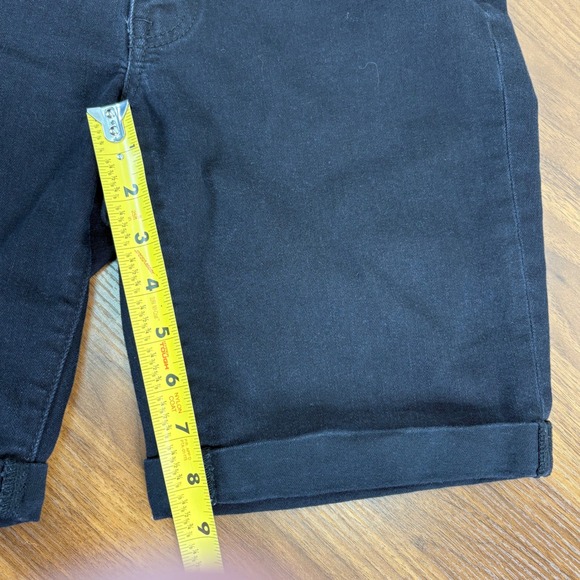 Talbots Flawless Girlfriend Cuffed Jean Shorts Womens Size 6 Black Denim 8.5 Ins - Picture 8 of 10